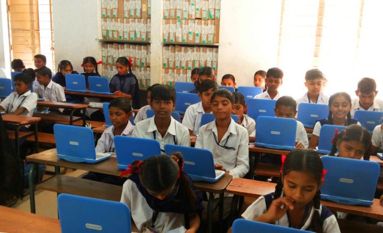 Improving learning through laptops with pre installed educational programmes